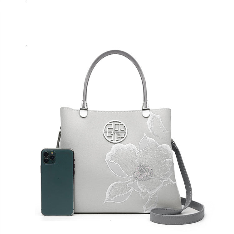 High-end Practical And Atmospheric Handbag As A Gift For Mother